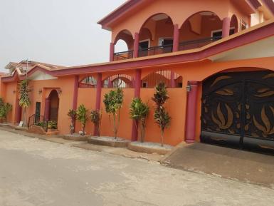 Abidjan immobilier | Maison / Villa à vendre dans la zone de Cocody-Riviera à 300 000 000 FCFA  | Abidjan-Immobilier.net