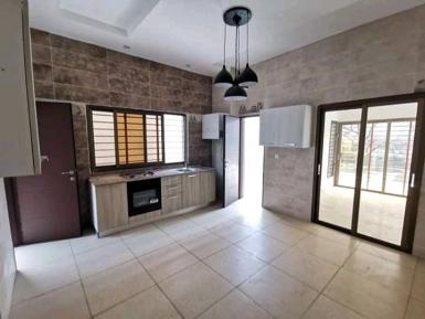 Abidjan immobilier | Maison / Villa à vendre dans la zone de Cocody-Riviera à 500 000 000 FCFA  | Abidjan-Immobilier.net