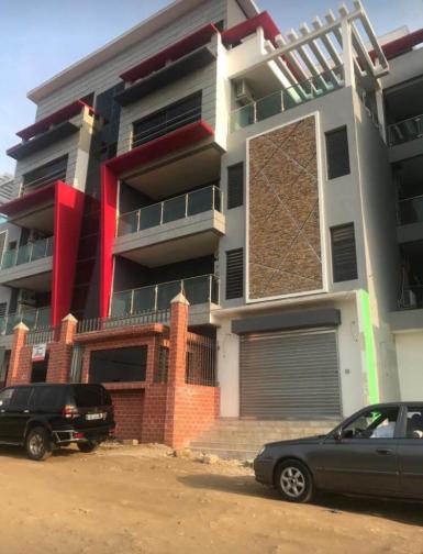 Abidjan immobilier | Bureau à louer dans la zone de Cocody centre à 1 000 000 FCFA  | Abidjan-Immobilier.net