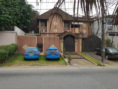 Abidjan immobilier | Maison / Villa à vendre dans la zone de Cocody centre | Abidjan-Immobilier.net
